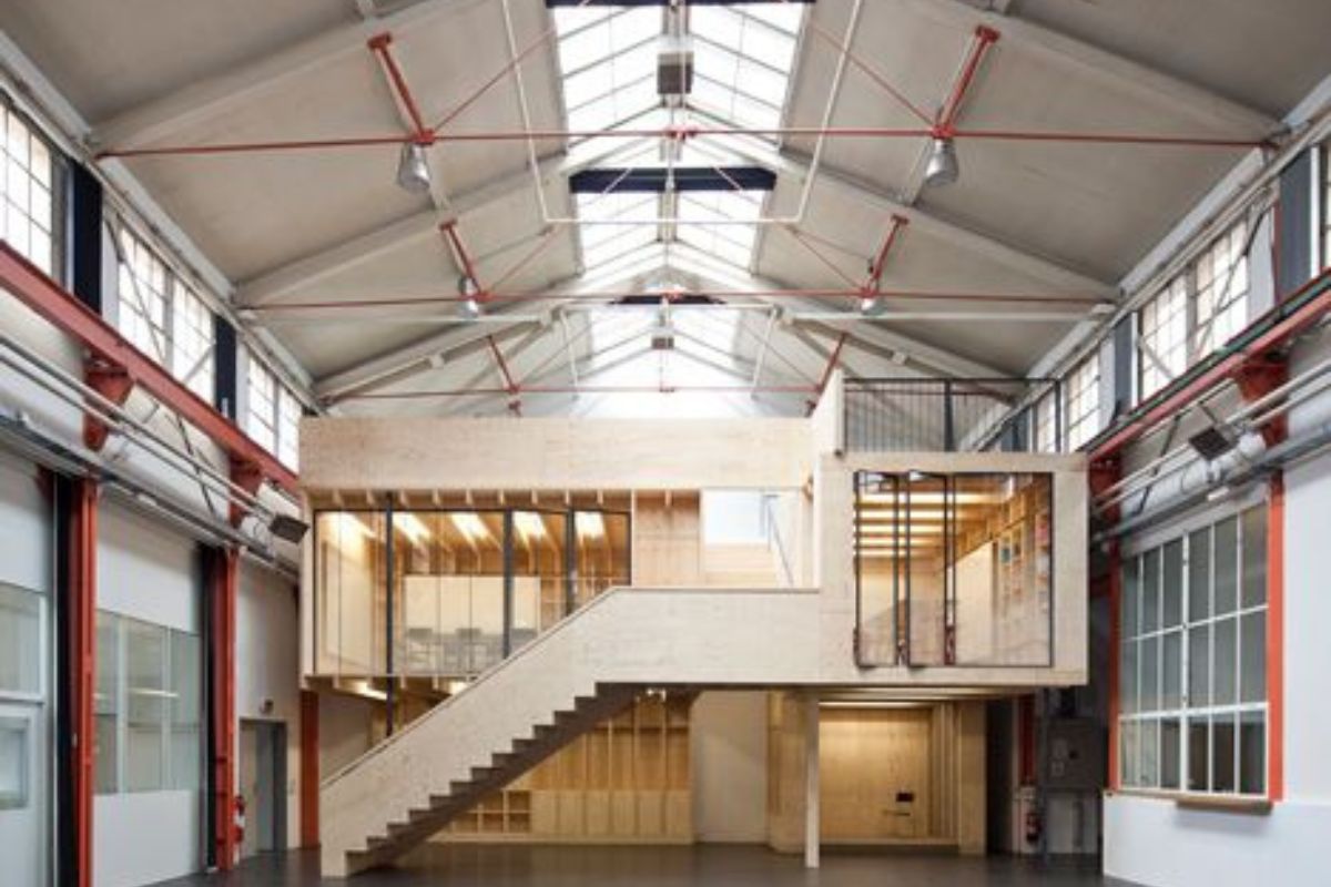 Industrial Building in Noida (6)