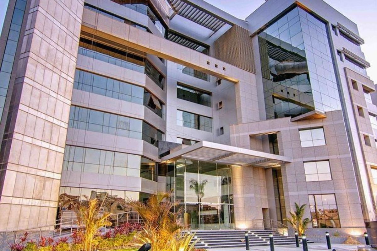 Industrial Building in Noida (4)